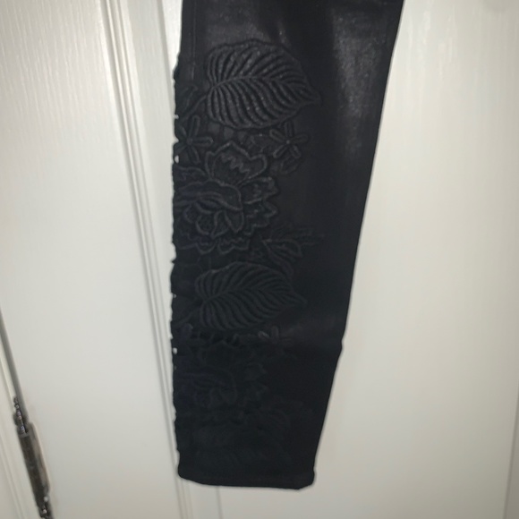 J Brand Mid Rise Skinny Coated Black Lace Jeans, Size 25 (Rare) - Picture 5 of 16